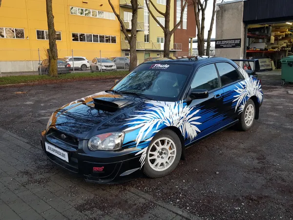 Subaru Ralliauto Kilepakendus